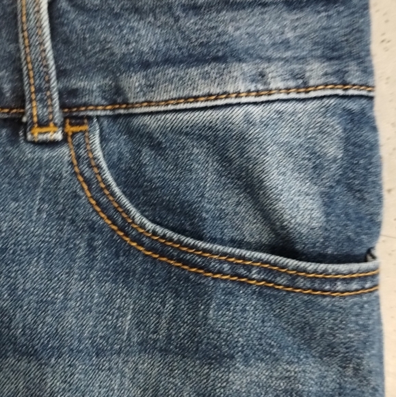 Old Navy Cury Profile Denim Blue Jean Shorts Women Size 22 Plus Regular - Picture 10 of 15